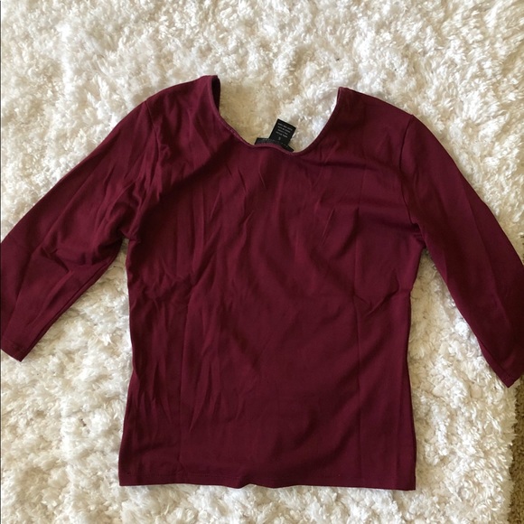 The Limited short waist 3/4 sleeve shirt - Picture 3 of 3